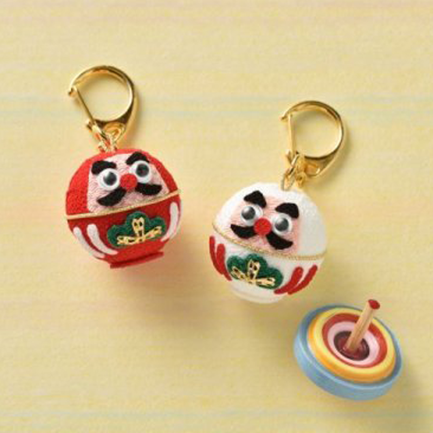 【お取り寄せ・返品不可】PAN-LH116 Panami 縫わずに作る 和のミニキーホルダー ミニダルマ (個)