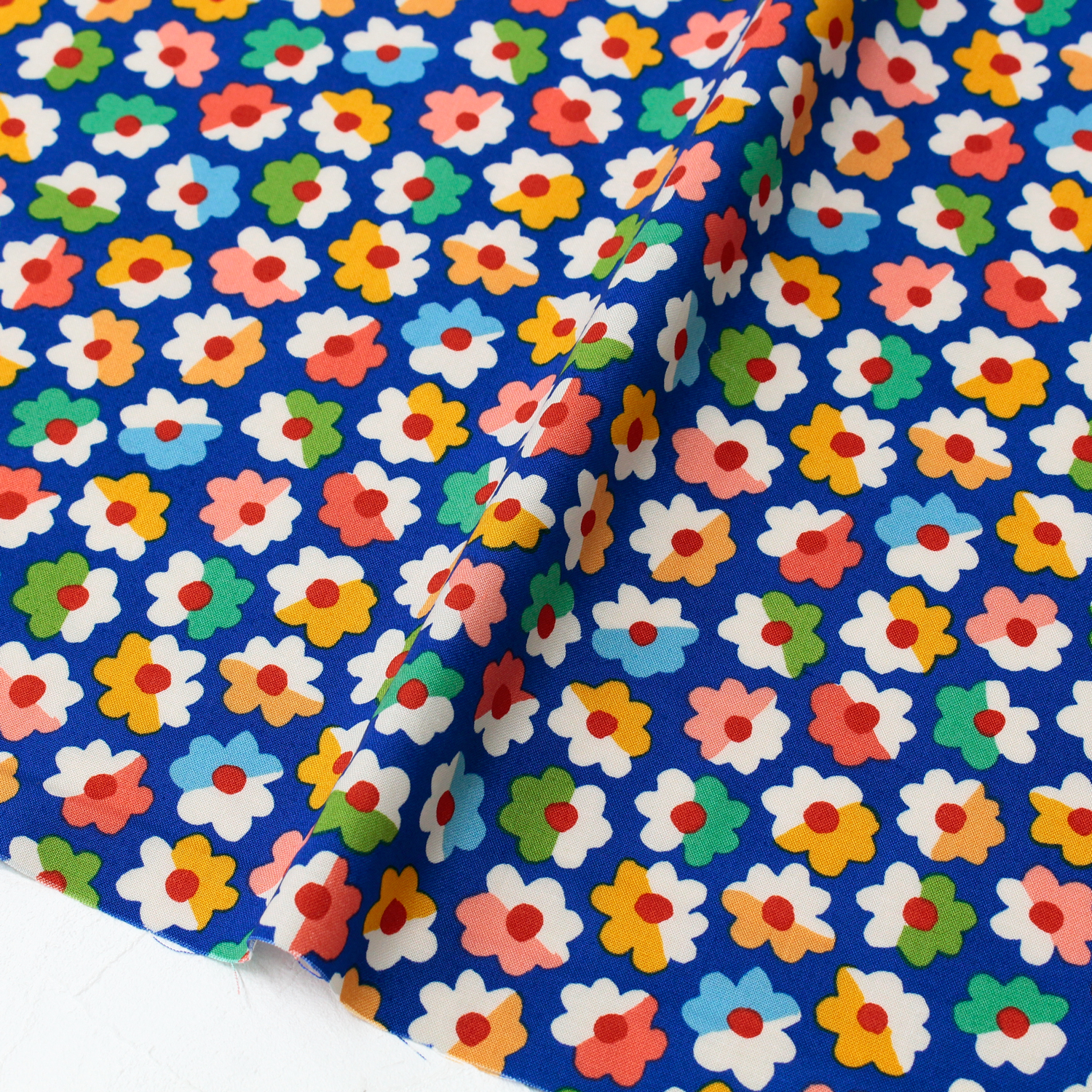 [0809 New Pattern] FSP712 Blue Colorful Flower All-over Pattern FreeSpirit USA Print approx.13.7m (roll)