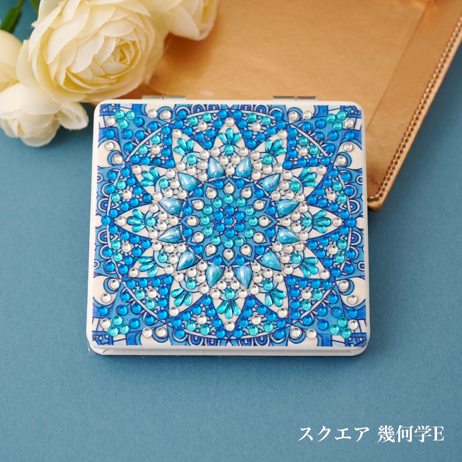 T10-4922 ダイヤモンドフィックス コンパクトミラー スクエア 幾何学 E (箱)
