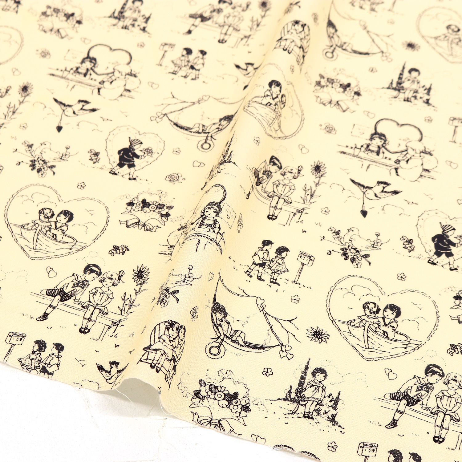 MAR551642-C シーチング USAプリント生地 MarcusFabrics 巾約110cm 1m単位 (m)