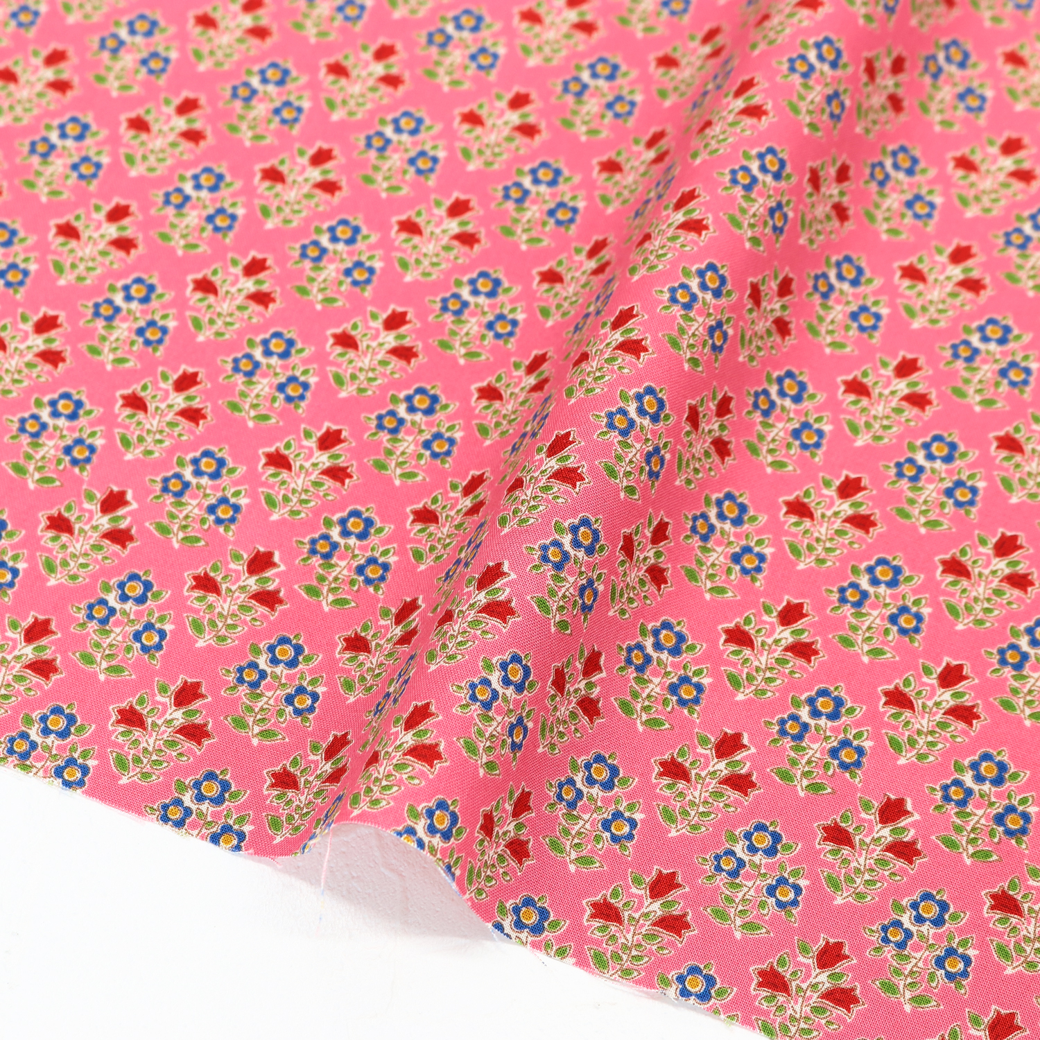 USA2607-878 Pink ground, small flower pattern, USA print, USA cotton sheeting, width approx. 110cm, 1m unit (m)USAプリント　USAコットン　シーチング