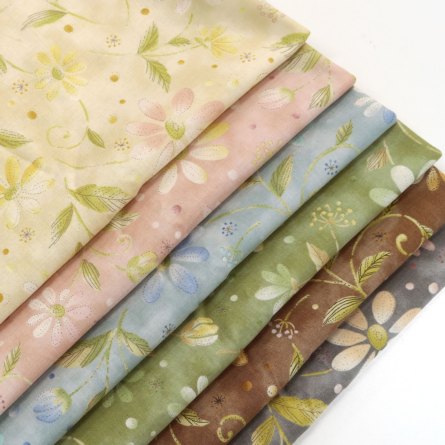 NCM37300-71 MINAMI KUMIKO collection 花柄 1m単位 (m）