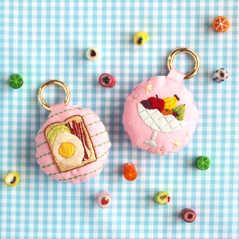 PHC-134-1 すずらん堂さんの刺繍キット 「ごほうび朝ごはん」 (袋)