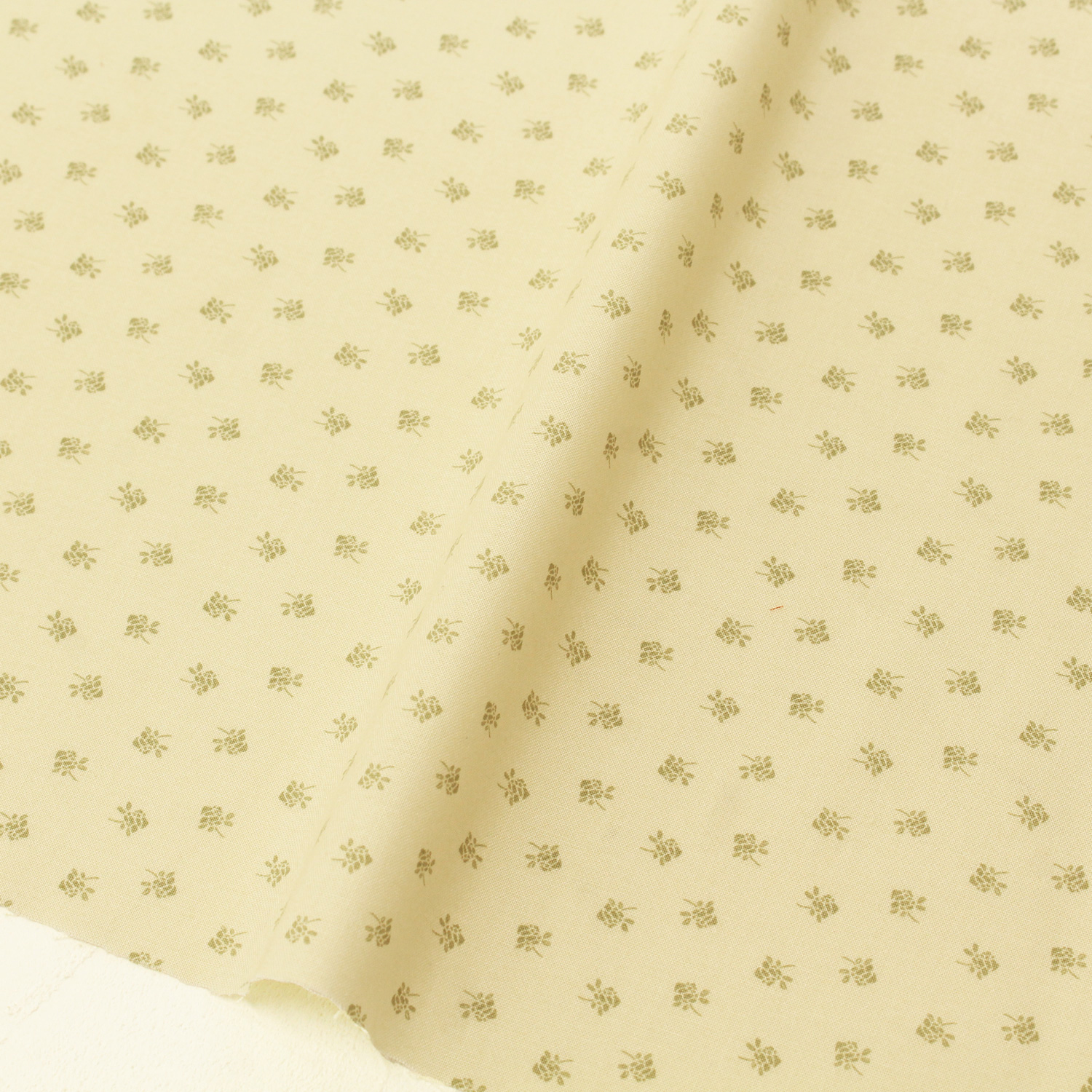 [0809 New Pattern] FSP721 Light Yellow Small Floral Pattern FreeSpirit USA Print Unit 1m (m)