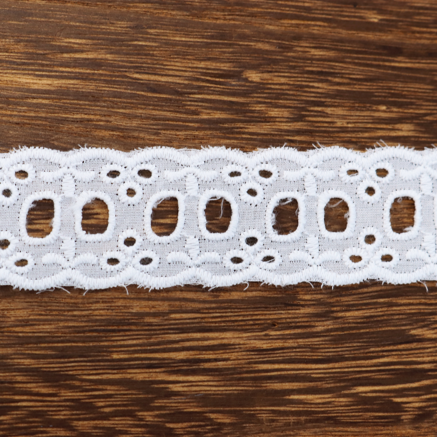 HCL2015 Cotton Lace White Width approx. 3cm Approx. 9m (roll)