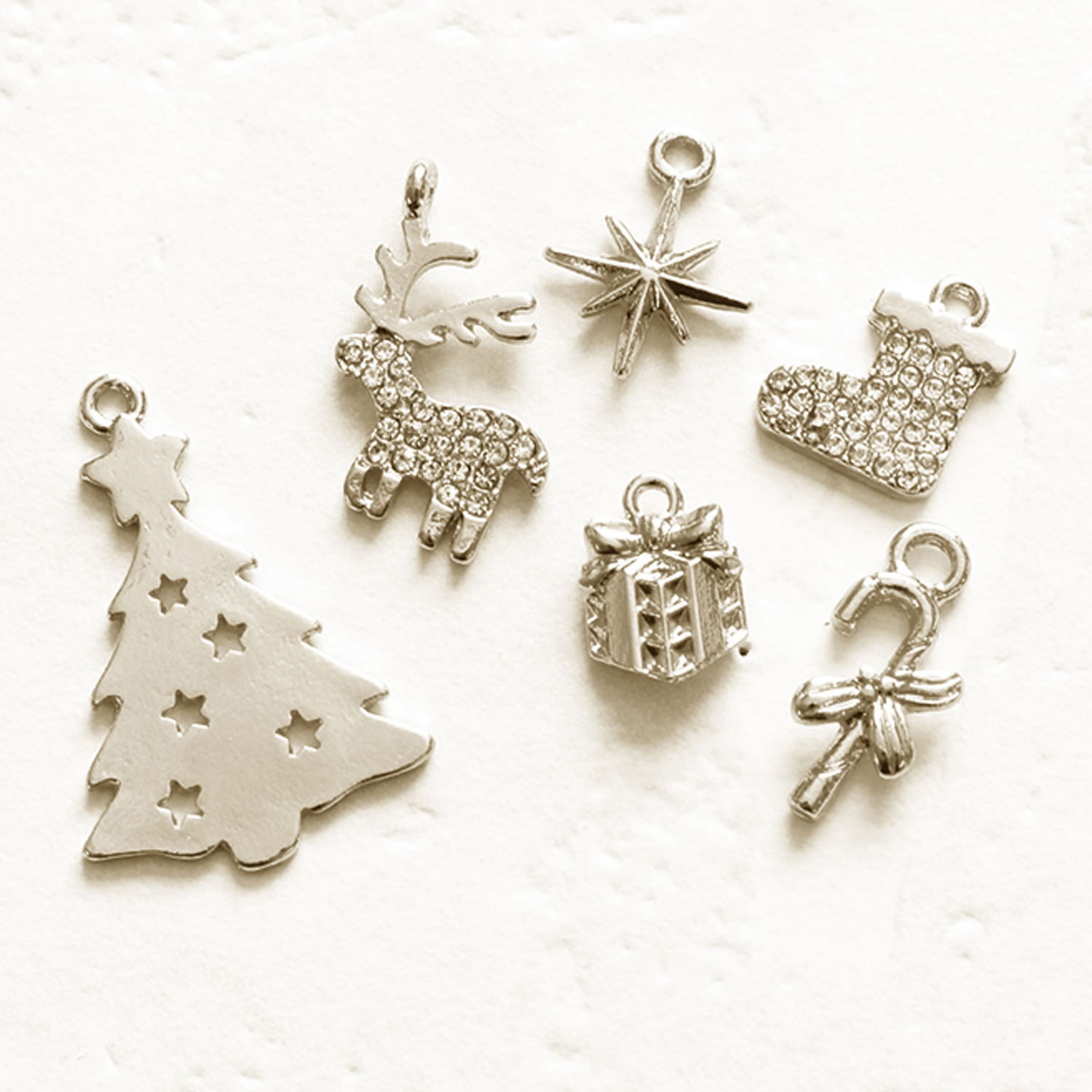 XCM Christmas Charm Mix Set, 6 types (Bag)