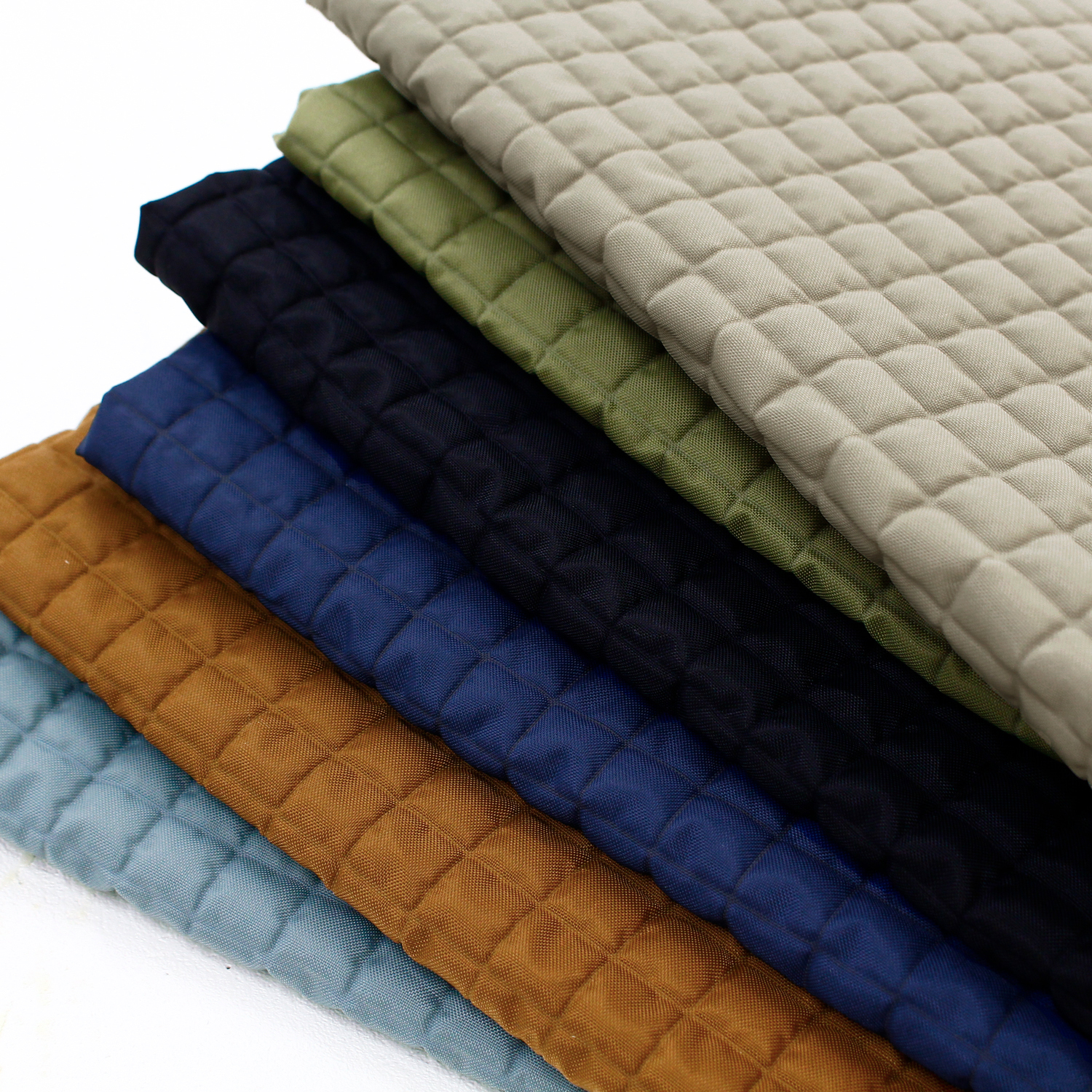 ■KYU210R ぽこぽこ ナイロン生地 「CUBE」 原反約12m巻 (巻)