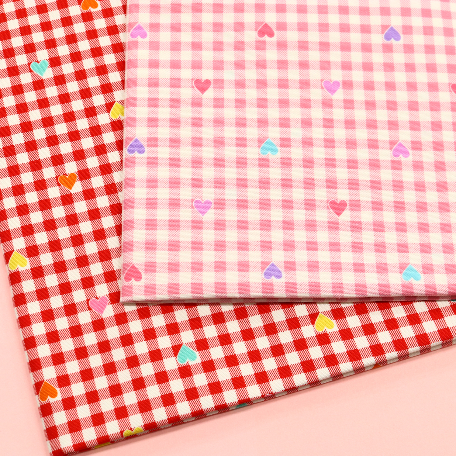 TP10713 オックスプリント生地 ギンガムハート 巾約110cm 1m単位(m)