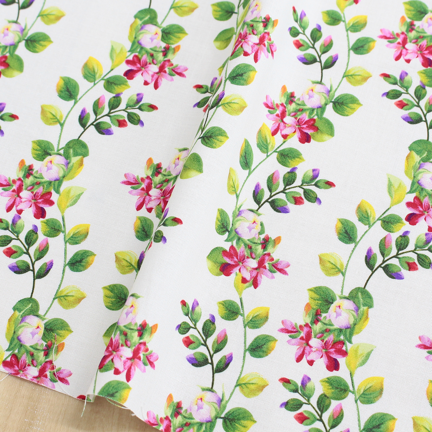 FSP-745 USA Cotton Fabric FreeSpirit Width 110cm 1m/unit (m)