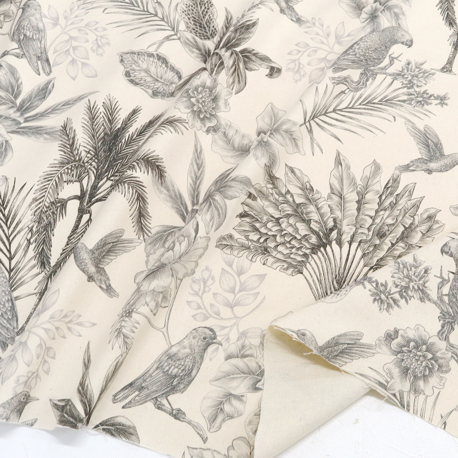 VIL-ARUBA-50 Tropical Bird, Imported from Spain, Cotton-linen-like inkjet oxford fabric, Approx. 140cm Wide, 1m/unit (m)