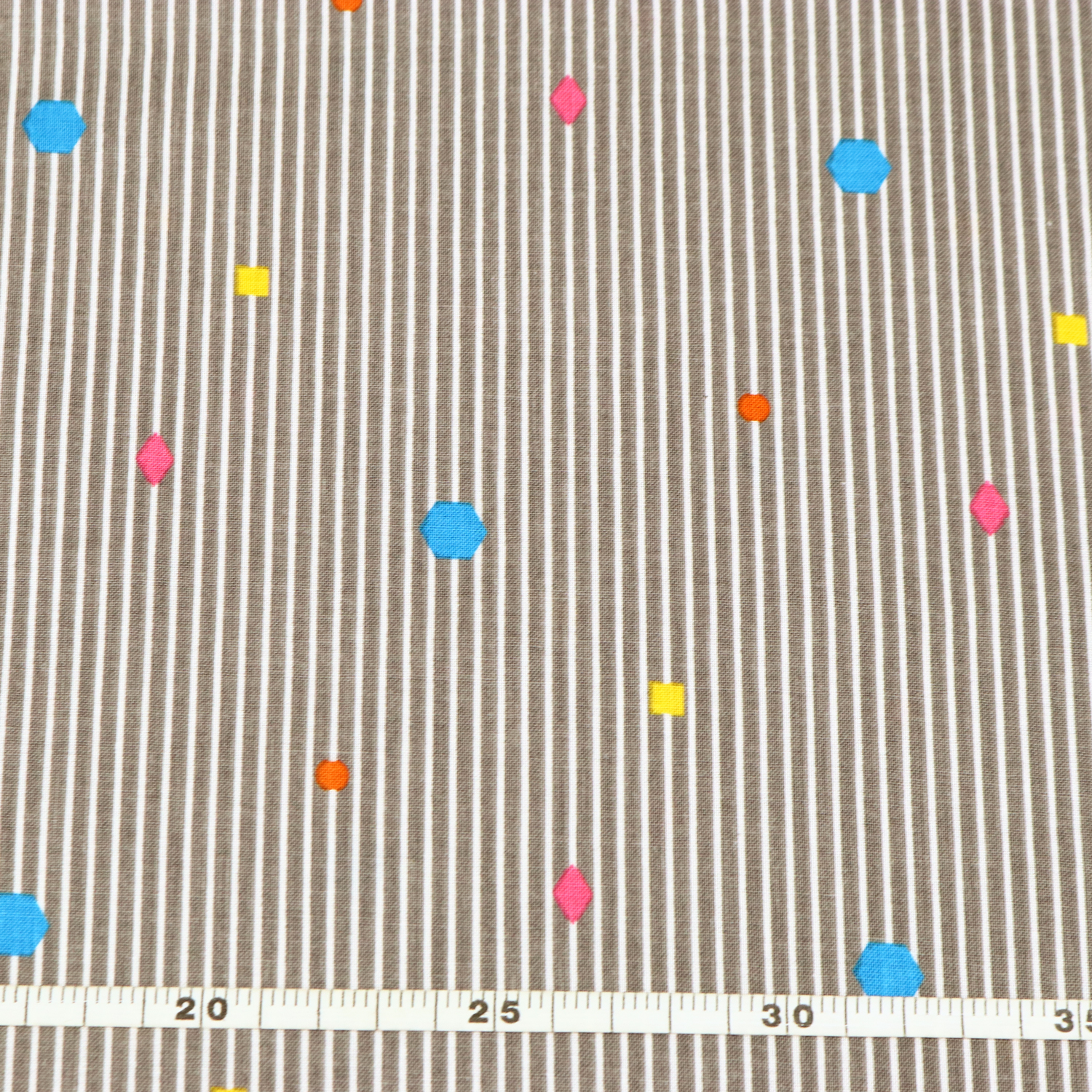 【感謝祭】【WEB限定・輸入原反特価】■11DM-GENTAN-D USAプリント生地 巾約110cm 原反特価 (巻)