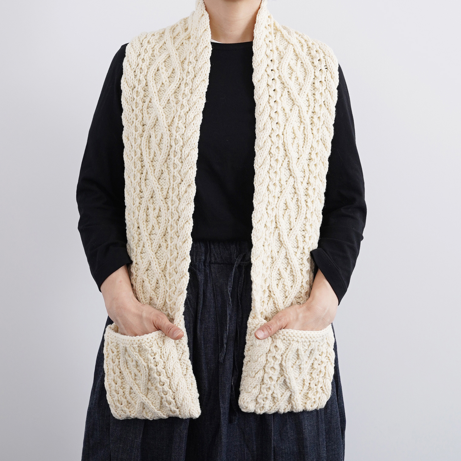 【受注会】DRM2507SET-B1 ケーブル模様のポケットマフラー (セット)