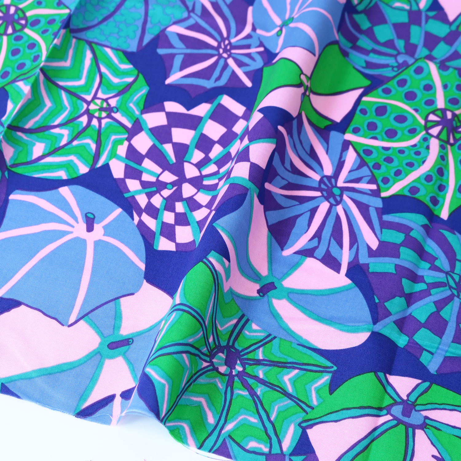 【第二弾】【2608新柄】FSP-956 青地 傘 寒色 USAプリント Kaffe Fassett ケイフ・ファセット FreeSpirit フリースピリット 1m単位 (m)