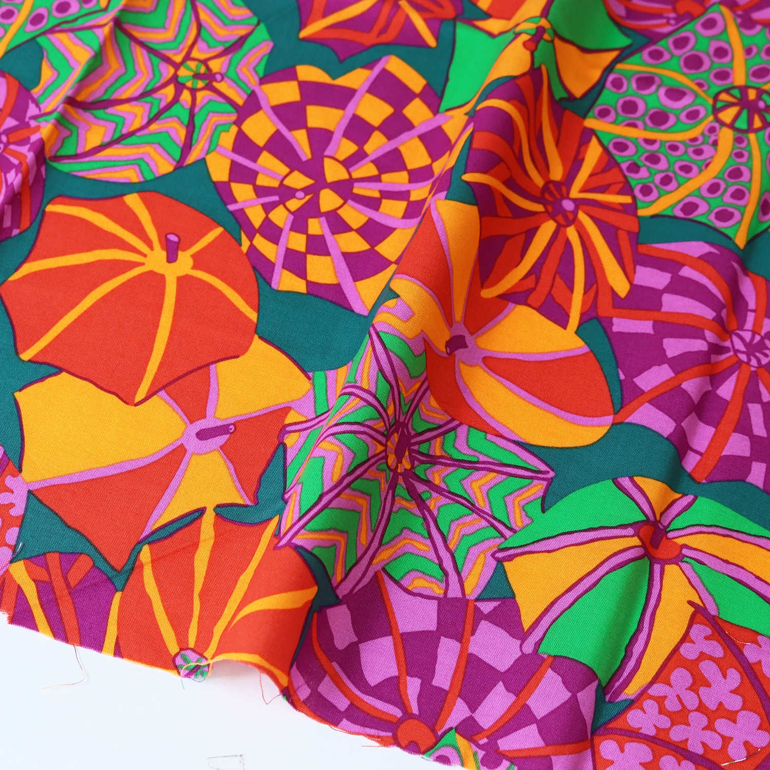 【第二弾】【2608新柄】FSP-958 緑青色地 傘 カラフル USAプリント Kaffe Fassett ケイフ・ファセット FreeSpirit フリースピリット 1m単位 (m)